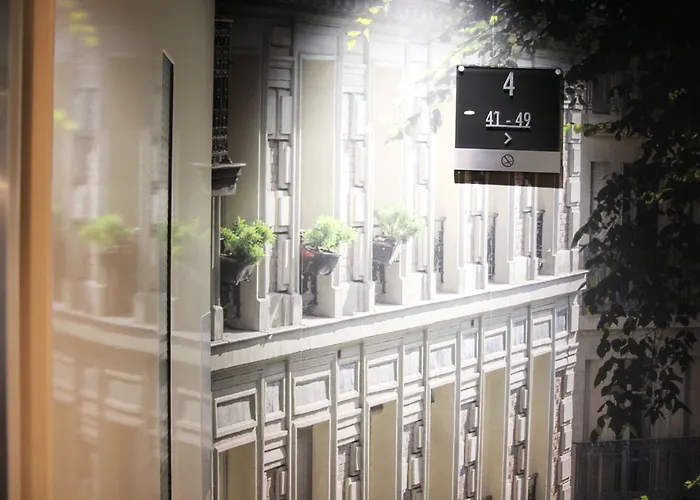 Best Western Le Montmartre - Saint Pierre